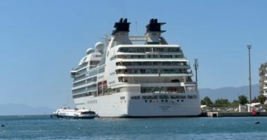 Saranda mirëpret për herë të pestë kroçerën “Seabourn Quest” me 456 turistë