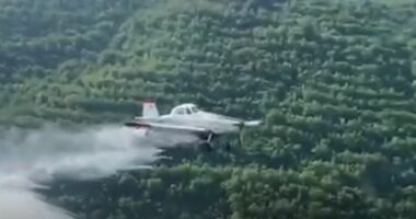 Rama nxjerr pamjet: Avioni i parë zjarrfikës nis aktivitetin, forcë e shtuar e këtij gushti sfidues