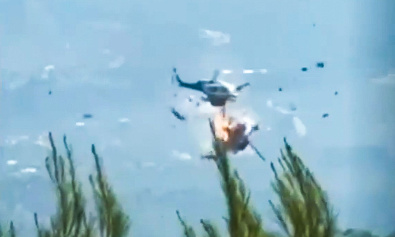 VIDEO/ Pamje tragjike! Dyshohet për dy viktima nga përplasja e dy helikopterëve zjarrfikës gjatë shuarjes së flakëve në Greqi