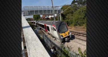 Treni del nga shinat në Angli, incidenti i dytë brenda 24 orësh