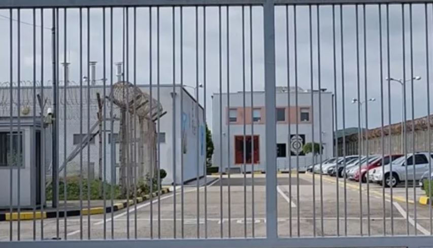 Sherr në burgun e Fierit, përjashtohen 8 policë/ Akuzohen për mosdhënie informacioni dhe mospërmbushje të detyrave