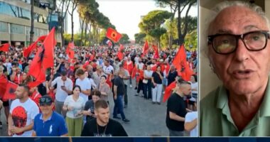 Dy shqiptarë të RMV, non grata në Shqipëri/ “Rrezik për vendin”, Çupi: VV e “Vlen” nxisin përçarje. Protesta? Qytetarët janë mashtruar