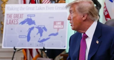 Trump kërkon që Apple ta quajë Liqenin Ontario “Liqeni i Amerikës”, Kanadaja kundërshton