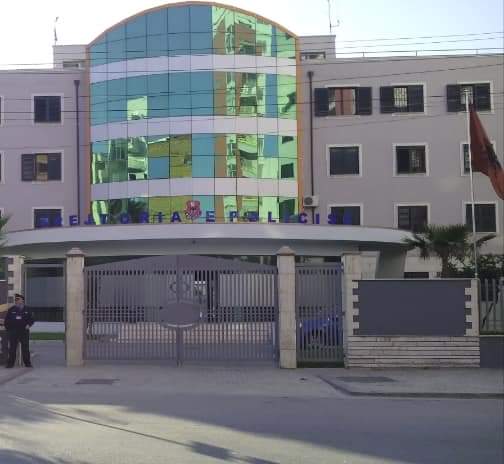Sherr mes çiftit në Durrës  të dy përfundojnë në spital të plagosur me thikë