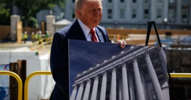 Beteja për sallën 400 milionë dollarëshe të Shtëpisë së Bardhë, Trump i drejtohet Gjykatës Supreme