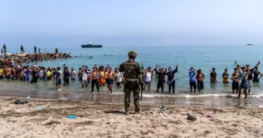 A u paralajmërua Spanja për krizën masive të emigrantëve në Ceuta?