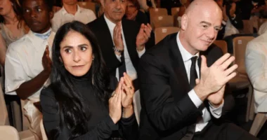 Infantino, skandal me “pullë të kuqe”/ UEFA i pagoi shkollën të dashurës, kur ishte sekretar i përgjithshëm