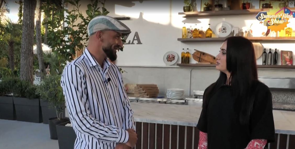 Kamarier prej 18 vitesh  Albi rrëfen  sekretet  e profesionit  Fitoja deri në 5 milionë lekë në muaj