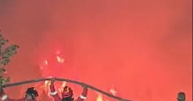 Zjarri në Krujë, mbi 280 efektivë në terren, ndërhyhet edhe nga ajri