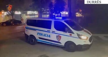 Vodhi kasën e një marketi në Durrës/ Arrestohet 26-vjeçari