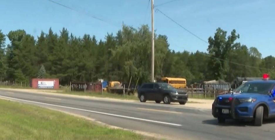 Plumba dhe zemërim  5 të vrarë në SHBA  Michigan  autori i sulmit dhe një tjetër gjenden të vrarë në makinë