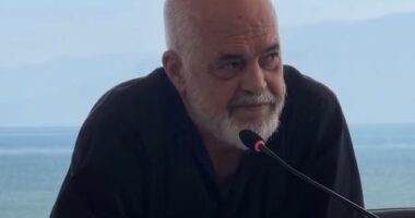 “Me Diellën dhe Mirelën përpara fillimit të Ditës II të maratonës përgatitore”, Rama poston videon nga Pogradeci