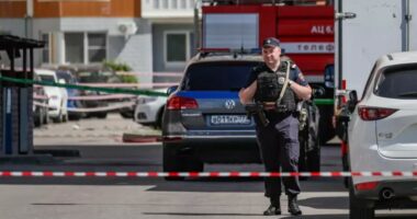 Tre të vdekur dhe 15 të plagosur nga një shpërthim pranë një lokali në Moskë