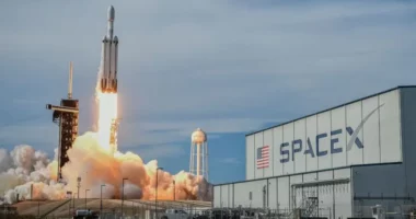 SpaceX do të ndërtojë bazën më të madhe të lëshimit në Luiziana, investimi arrin në 100 miliardë dollarë