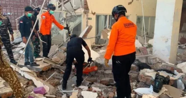 Indonezia shpall gjendjen e reagimit emergjent për pas tërmetit të fortë