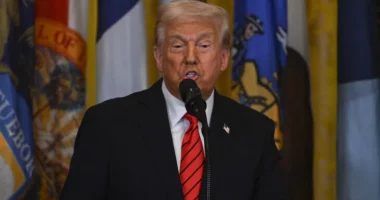 Trump njofton planet për Akademinë Hapësinore të SHBA