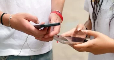 Bullgaria shqyrton vendosjen e kufizimeve në mediat sociale për fëmijët