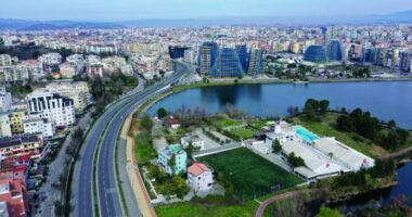 Tirana një nga destinacionet më të përballueshme në Evropë për vitin 2026