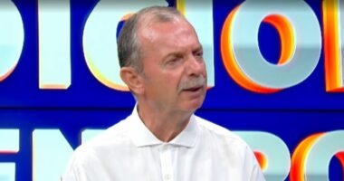 Rama mbledh qeverinë në Pogradec/ Artur Nura: Do ketë ndryshime në kabinet, përfliten 6 ministra