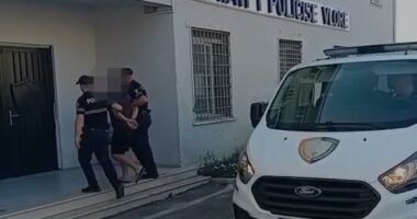 Kanosi me armë vëllanë për pronën/ Vlorë, vihet në pranga 47-vjeçari