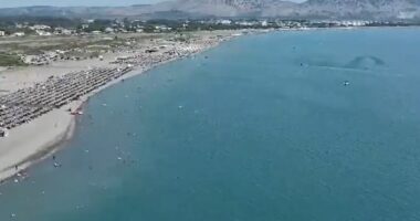 Policia Kufitare ‘në vijën e parë’ të frontit, shpëtohen nga mbytja dy pushues në plazhin e Velipojës