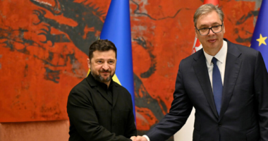 Zelensky në Beograd, kundër Kosovës/ Presidenti i Ukrainës: Qëndrim i pandryshuar, nuk e njohim shtet