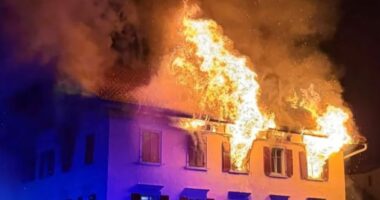 Përfshihet nga flakët një ndërtesë banimi në Zvicër, 5 të zhdukur dhe 8 të lënduar