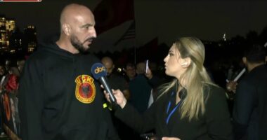 “Kosova e ka dëshmuar që ata janë të pafajshëm”/ Diaspora shkon në Hagë, Xhafa: Shumë shqiptarë nga Zvicra priten të mbërrijnë…