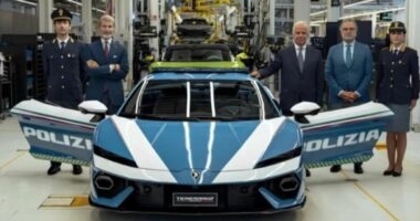 Policia italiane pajiset me Lamborghini të ri, me 920 kuaj fuqi