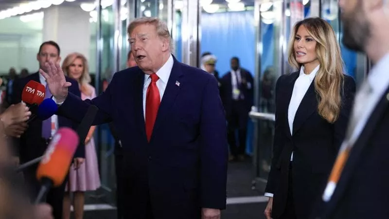  Nuk duhet të ishit këtu   Donald Trump vazhdon  sherrin  me CNN