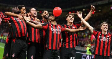 Milan kthehet të bëjë “djallin”/ Ndeshja më e mirë e sezonit, kuqezinjtë mundën 3-0 Lecce