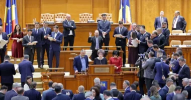 Rumani, Parlamenti rrëzon kandidatin e tretë për kryeministër dhe zgjat krizën politike