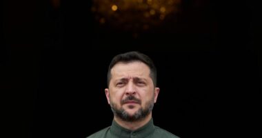Kryeministri norvegjez: Avioni me të cilin udhëtonte Zelensky gati sa nuk u godit nga një dron