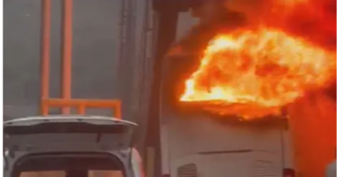 VIDEO/ Tragjedi në Turqi, autobusi aksidentohet dhe përfshihet nga flakët, 2 të vdekur