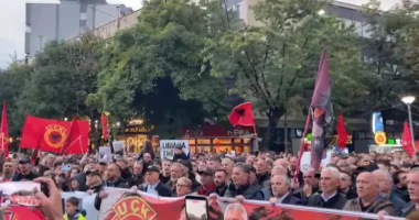 Tjetër protestë për çlirimtarët/ Protesta mbarëkombëtare kundër vendimit të 16 shtatorit