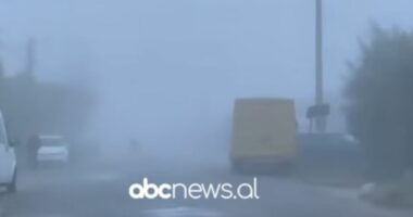 VIDEO/ Mjegull në Fushë Krujë dhe Kurbin, vështirësi në disa segmente rrugore për lëvizjen e automjeteve