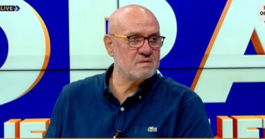 Berisha në SHBA, protestë dhe braktisje/ Petraj: “Non grata” nuk i hiqet, priten surpriza për “21 janarin” dhe “Gërdecin”