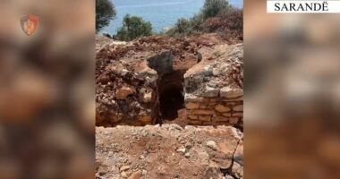 Sarandë, arrestohet 47-vjeçari që po ndërtonte pa leje në zonën e plazhit