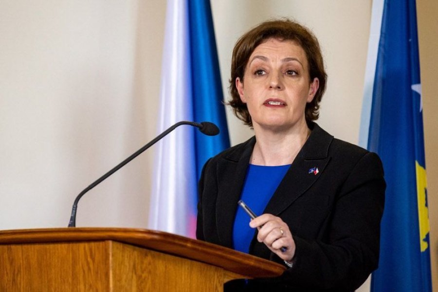 Donika Gërvalla reagon për akuzat/ Ministrja e drejtësisë mohoi bashkëpunimin me Dhomat e Specializuara të Kosovës