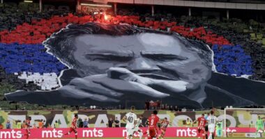 UEFA, gati dënimet për Serbët/ Shoqata e viktimave ankesë pas nderimit në derbin e Beogradit