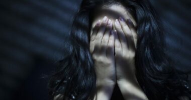 Një në shtatë kinezë përballet me çrregullime mendore, shifrat rriten në tre dekada