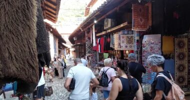 Krujë, destinacioni i turizmit kulturor/ Kalaja dhe pazari karakteristik vizitohen nga turistët e huaj