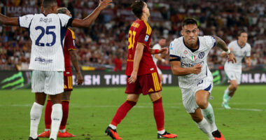 Spektakël në “Olimpico”/ Roma dhe Inter barazojnë 2-2 në “finalen” e parë të Serie A