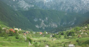 U rrëzua në një humnerë në Lëpushë, humb jetën 40-vjeçari