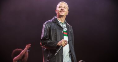 Macklemore dhuron 1 mln dollarë për ndihma humanitare në Gaza