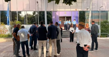 Kosovë/ PDK bllokon sërish hyrjen e Qeverisë, kërkon konstituimin e Kuvendit