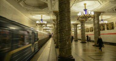 Nëntë stacione të metrosë së Shën Petersburgut do të shndërrohen në bunkerë