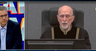 “Dënimi për çlirimtarët, proces gjeopolitik,”/ Minxhozi: Dhomat Speciale të shkrihen, arritën qëllimin diabolik