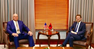 Hoxha pret Ambasadorin e ri të SHBA: Forcim i partneritetit strategjik, zgjerim i mundësive në ekonomi dhe investime