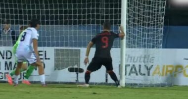 Përfundojnë 45 minutat e para/ San Marino 0-2 Shqipëri, realizojnë Mehmeti dhe Uzuni